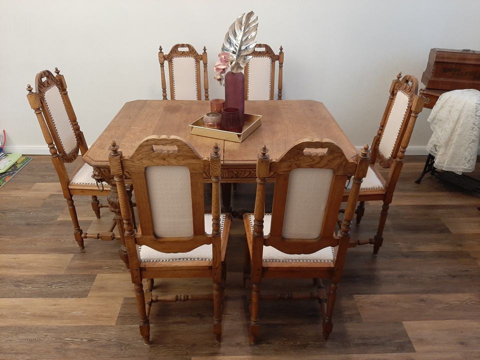 Tisch, Stühle, Esszimmer, Esszimmertisch mit 6 Stühlen in Isenbüttel