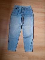Mac Jeanshose Größe 40 mit Strasssteine Hessen - Rüsselsheim Vorschau