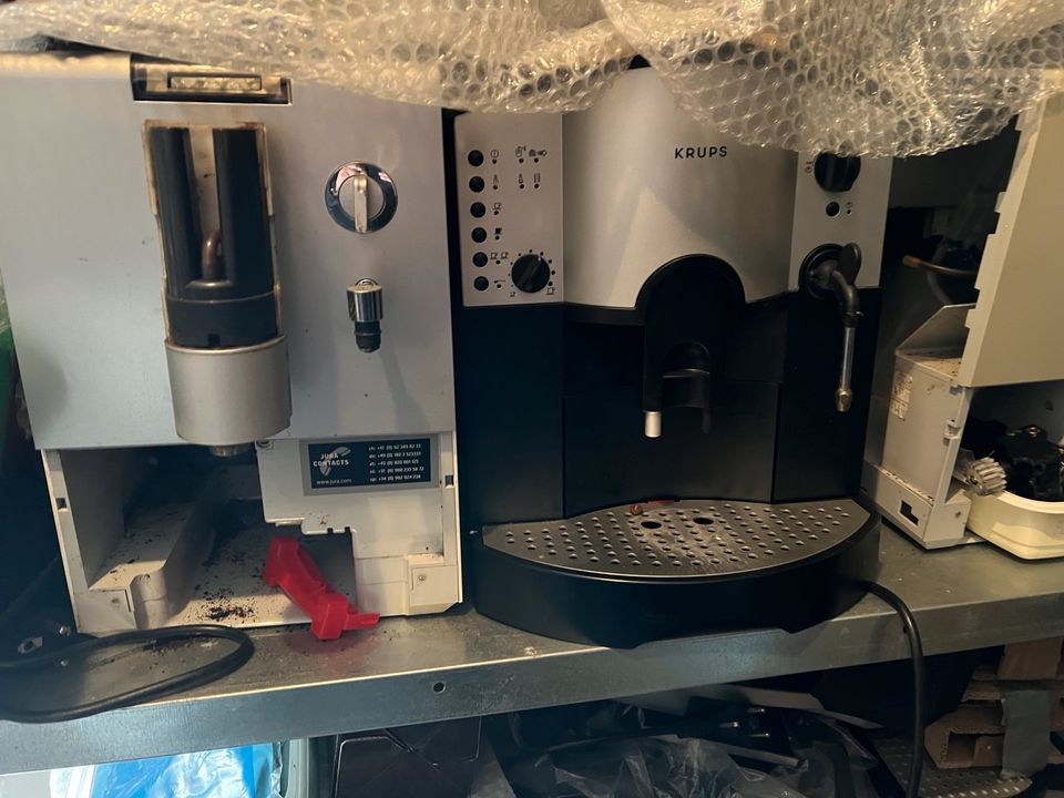 Diverse, defekte Kaffeevollautomaten (Jura, Krups, AEG) in Leichlingen