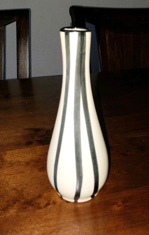 Schöne alte Vase Keramik Vintage 1950er schwarzweiß in Wilhelmshaven