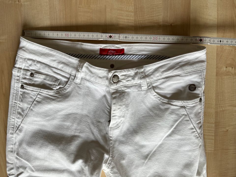 Damen S. Oliver Shape Slim Jeans in Größe 40 weiß in Otzberg