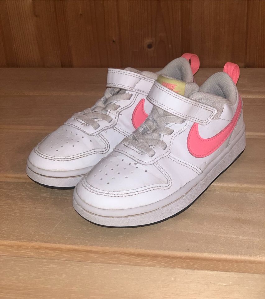 Nike Sneaker Sportschuh Kinderschuh Gr. 29,5 in Glinde