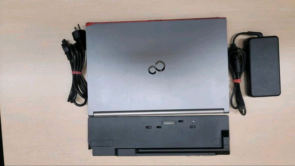 Fujitsu Celsius H730, i7, 16GB, 500gb, Nvidia in Hamburg