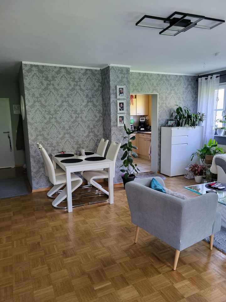 Ansprechende 3-Zimmer-Wohnung mit Balkon und EBK in Lennestadt in Lennestadt