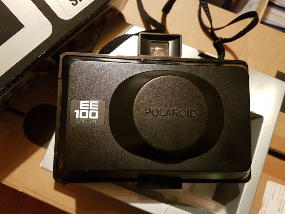 Polaroid Camera EE 100 Special OVP TOP in Tittmoning