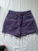 Shorts , lila Friedrichshain-Kreuzberg - Friedrichshain Vorschau