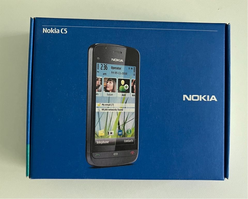 Nokia C5 Smartphone in Irschenberg