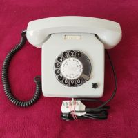 alpha - graues Wahlscheibentelefon DDR - Volkspolizei-Feuwehr-Rot Sachsen - Nünchritz Vorschau