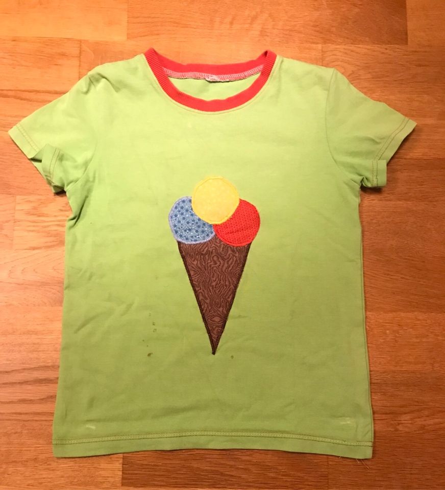 T- Shirt handmade DIY kleine Flecken Gr. 122 in Neuhausen ob Eck