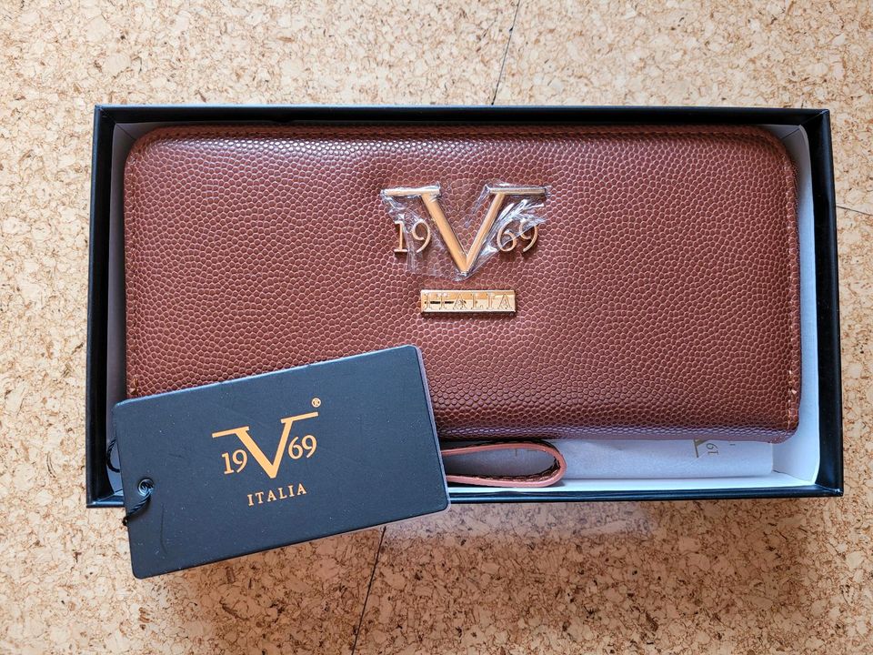 Geldbörse von 19V69 Italia by Versace in Bayern - Miltach | eBay  Kleinanzeigen ist jetzt Kleinanzeigen