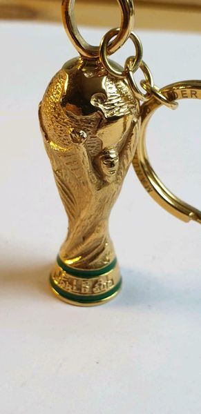 Fifa Schlüsselanhänger WORLD CUP 3D WM Pokal 1794 in Brandenburg -  Schönfließ b Oranienburg | eBay Kleinanzeigen ist jetzt Kleinanzeigen
