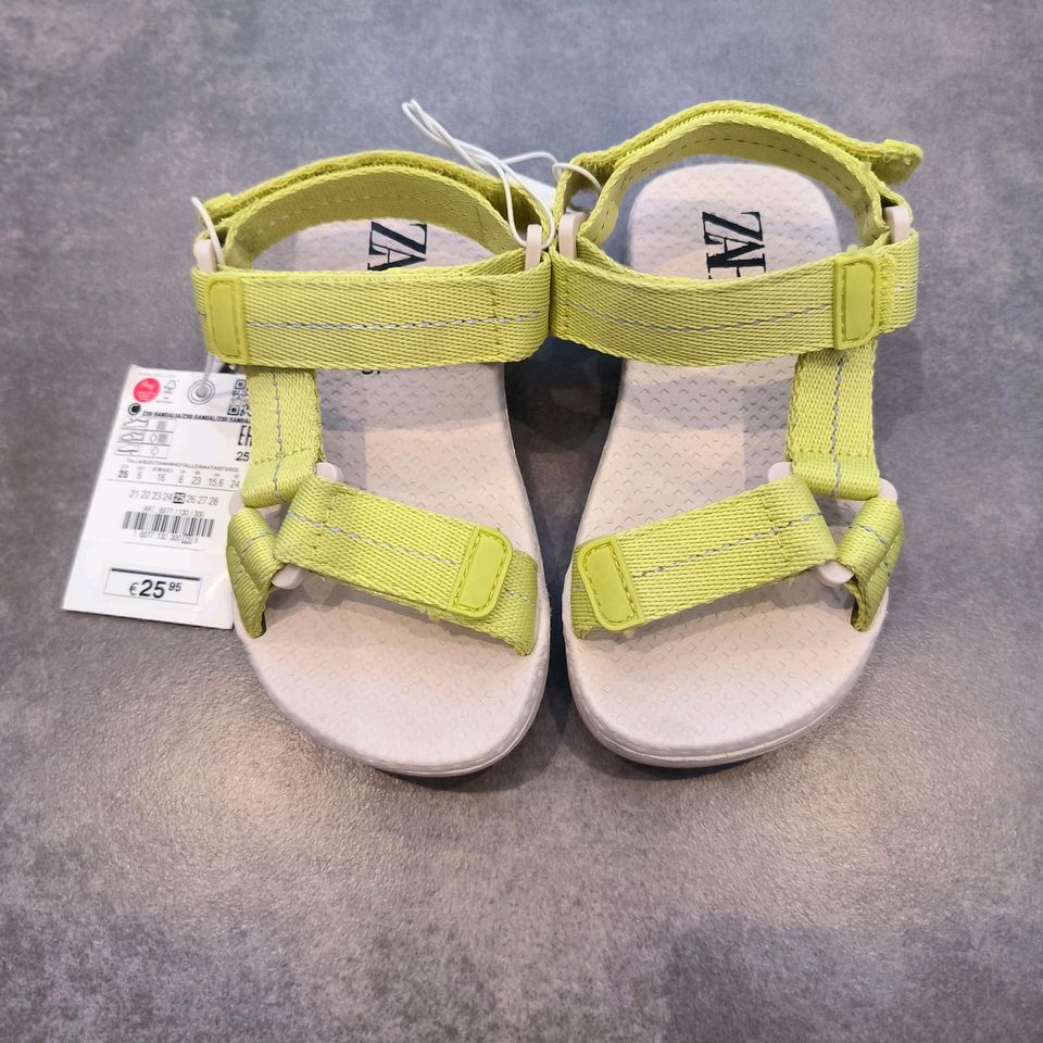 Sandalen von Zara ❤️ NEU!! Größe 25 in Friedrichshafen