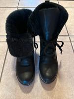 Neu - ungetragene Rieker Fell- Winterstiefel Gr. 41, schwarz Nordrhein-Westfalen - Lippstadt Vorschau