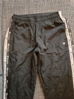 Champion Jogging Hose Niedersachsen - Varel Vorschau