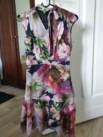 Sommerkleid mit Blumenmuster XS Brandenburg - Templin Vorschau