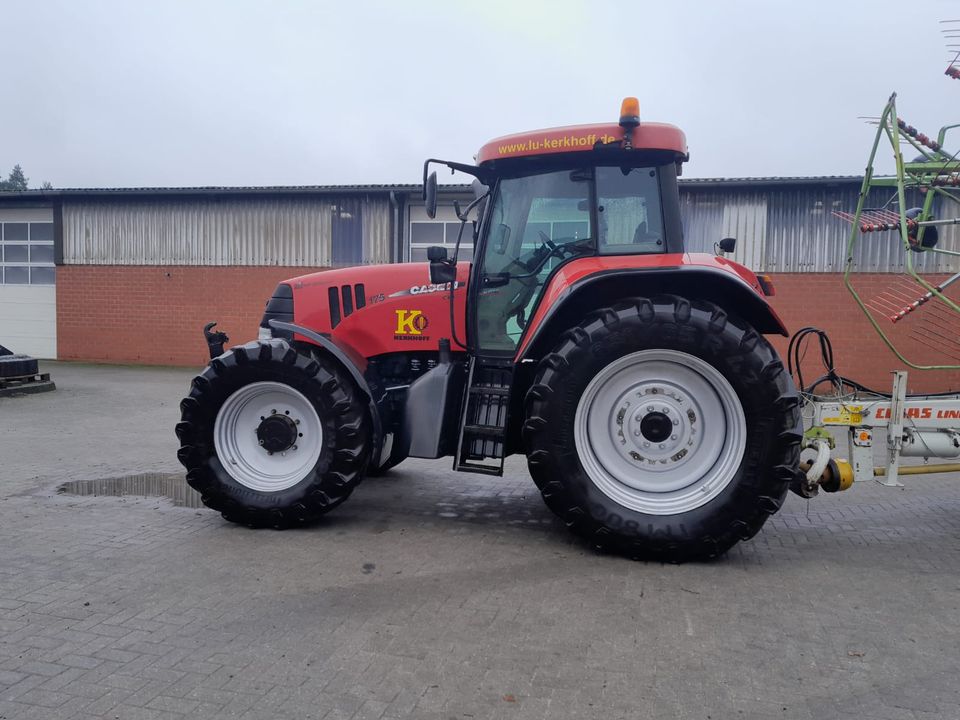 Schlepper Case IH CVX 160 in Emsbüren