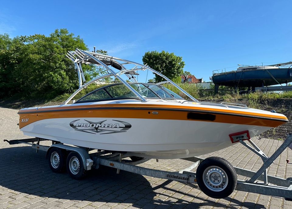 Moomba Mobius XLV BJ 2008 mit Trailer Wakeboardboot, Wakesurfboot in Groß-Gerau