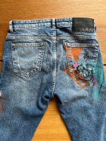 ZARA Jeans Größe 38 XS blau used look mit Graffiti Schleswig-Holstein - Lübeck Vorschau