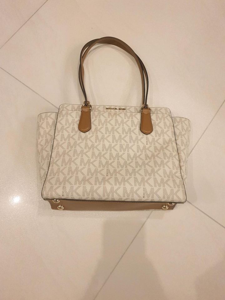 Originale Michael Kors Handtasche in Hemmingen