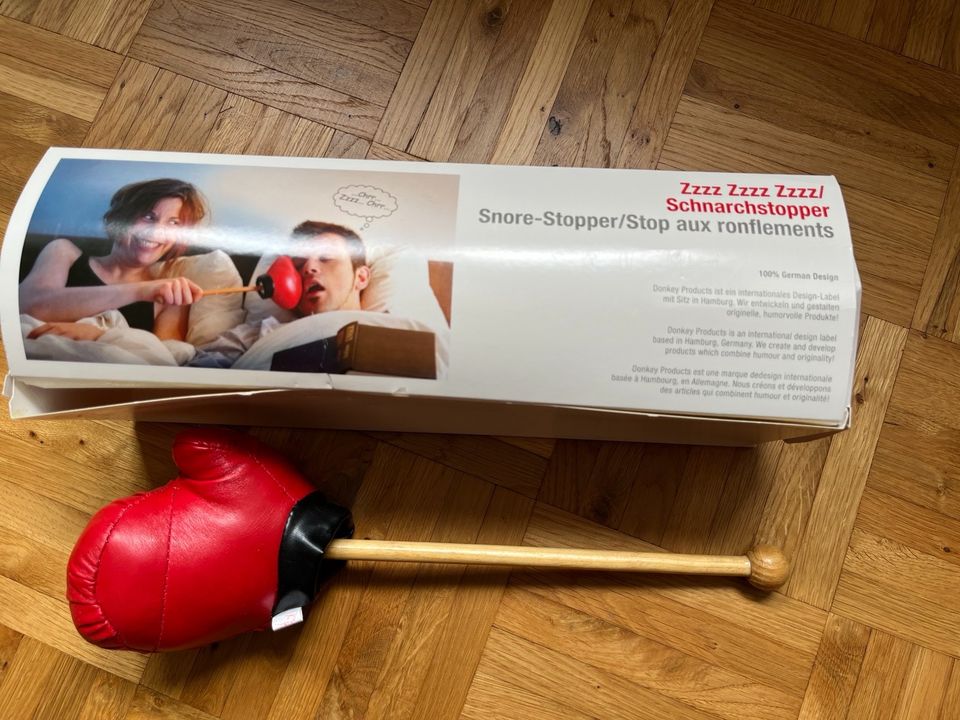 Anti Schnarch Boxhandschuh | Wichtelgeschenk in Langenfeld