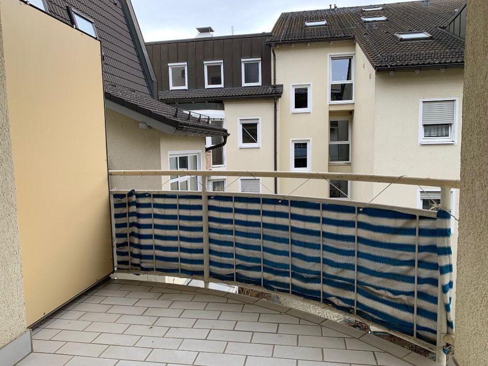 Ab sofort - 1-Zimmer-Wohnung mit Balkon in Plauen