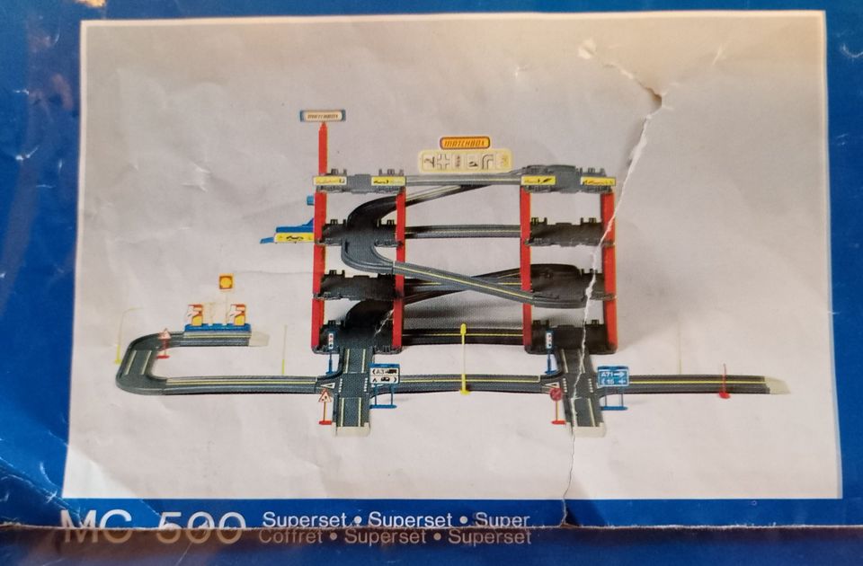 Matchbox Motorcity Superset MC-500 Parkgarage + Car-Wash in Bonn