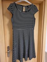 Kleid vero moda gestreift Gr.M wie neu Bayern - Kaufering Vorschau