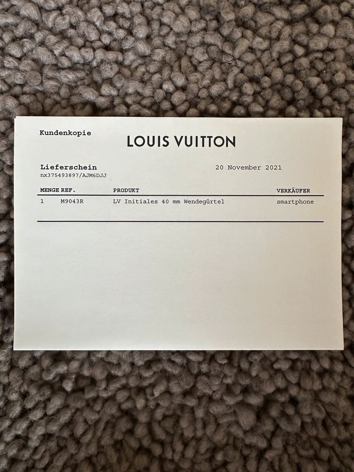 Louis Vuitton Initiales 40mm Wendegürtel Gr. 105 in Mülheim (Ruhr)
