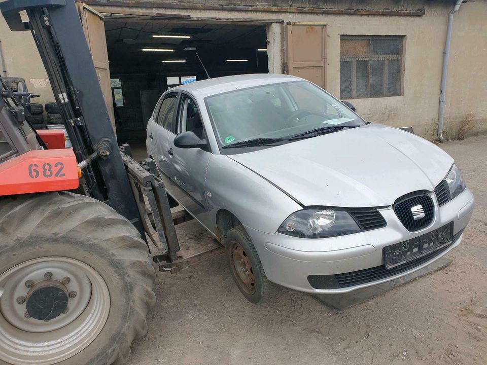 Seat Ibiza 1,4l Motorhaube,Scheinwerfer,Stoßstange,Kotflügel,Türe in Oranienbaum-Wörlitz