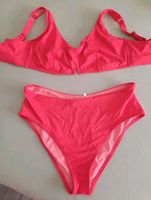 Triumph Bikini Gr. 4 (44/46) rot Nordrhein-Westfalen - Gütersloh Vorschau