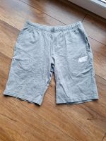 Short Nike grau Gr. M Kreis Pinneberg - Pinneberg Vorschau