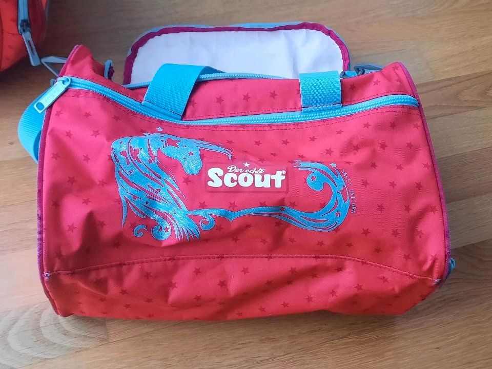 Schultasche Scout Genius mit Sporttasche in Hohenthann