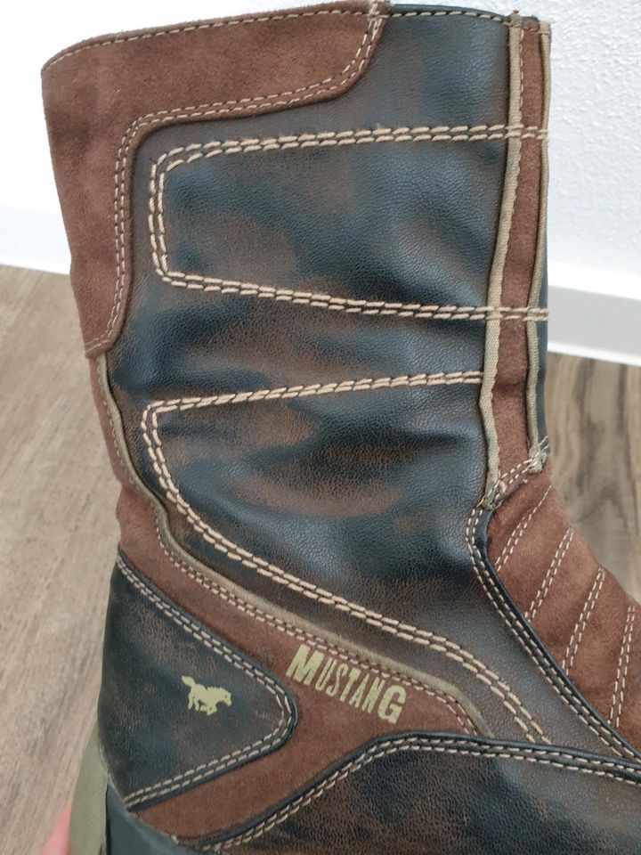 Mustang Stiefel, Boots, Winterschuhe, braun, wie Neu in Regensburg