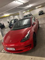 Tesla Model 3 SR+ 2022 ROT Stuttgart - Möhringen Vorschau