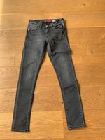 Vingino Jeans schwarz Gr.158 (13 Jahre) Marburg - Wehrda Vorschau