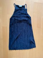 Urban Outfitters Plissee Kleid XS Niedersachsen - Isernhagen Vorschau