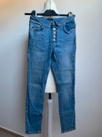 Only Jeans Hush Folddown Highwaist Ankle Gr. XS/30 Rheinland-Pfalz - Rengsdorf Vorschau