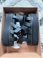 Dr. Martens Sandalen Größe 39 neu und ungetragen Berlin - Treptow Vorschau