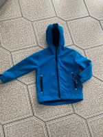 Softshell Jacke blau mit Kapuze in Größe 122 Rheinland-Pfalz - Mülheim-Kärlich Vorschau
