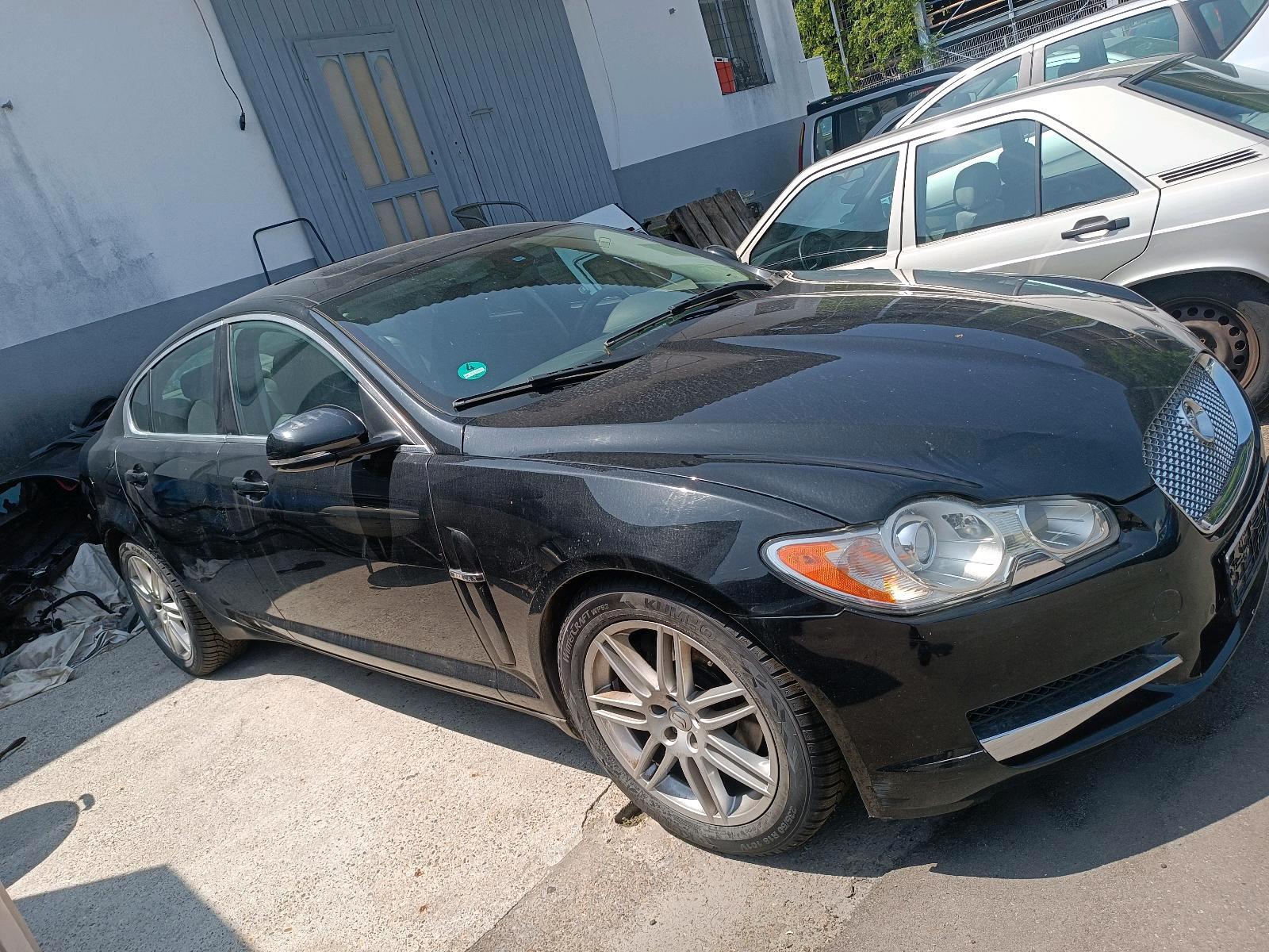 Abbildung des Autos Jaguar XF- Luxus, Elegan…