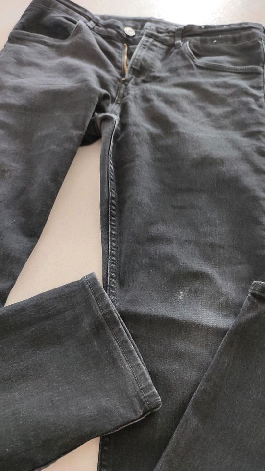 H&M Jungen Jeans Hose Größe 158 schwarz in Sinsheim