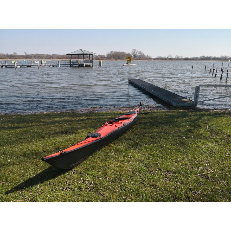 Neumann Robbe 2 Seekajak Carbon Kajak Paddelboot Kohle-Kevlar in Hessen -  Raunheim | Kleinboote kaufen | eBay Kleinanzeigen ist jetzt Kleinanzeigen