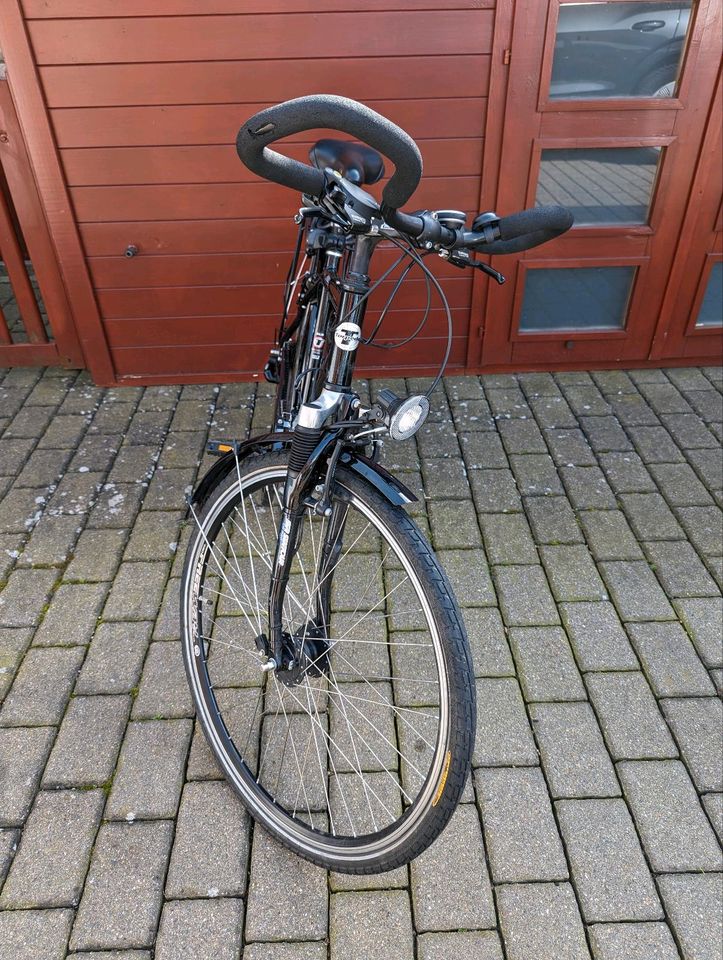 2 Trekking Fahrräder Torpedo Platinum in Meine