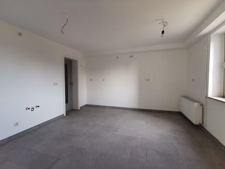 Doppelhaushälfte in 56462 Höhn! Heizung neu! Bäder neu! in Höhn