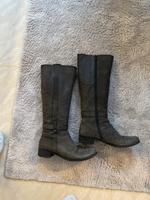 Gabor Größe 40 , grau , Stiefel Rauhleder 6,5 Brandenburg - Königs Wusterhausen Vorschau