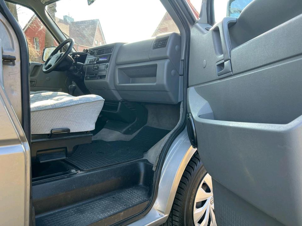 Volkswagen VW T4 Westfalia Multivan TÜV NEU California 2,5 in Bremerhaven