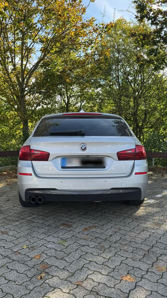 BMW 530d F11 M Paket Vollausstattung  Sportautomatik XDrive in Pforzheim