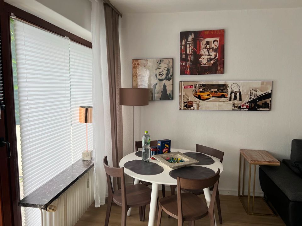 Ferienwohnung Exclusive Maisonette 90qm Parkplatz Balkon Citynah in Seevetal