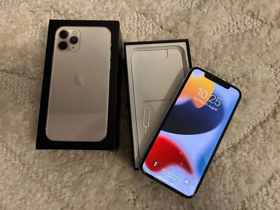 iPhone 11 Pro - 64 GB - weiß in Hanau