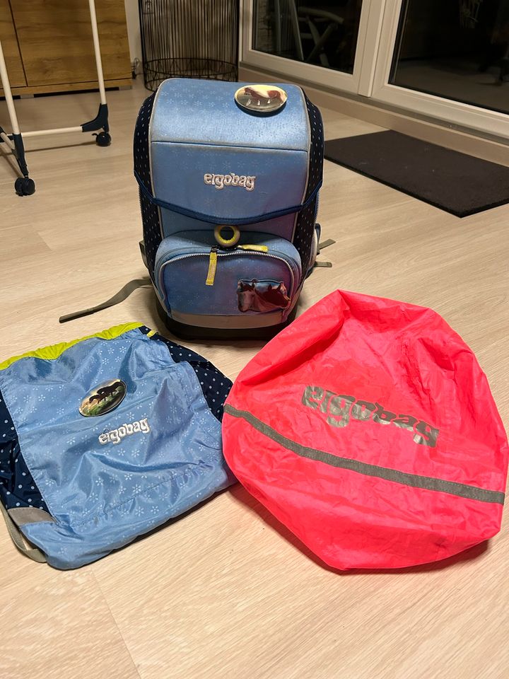 ergobag cubo-Set HimmelreitBär Blau mit Pferde Kletties in Braunschweig